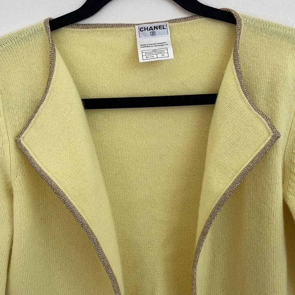 CHANEL vintage Cruise collection 2001 cashmere open front cardigan Yellow 38